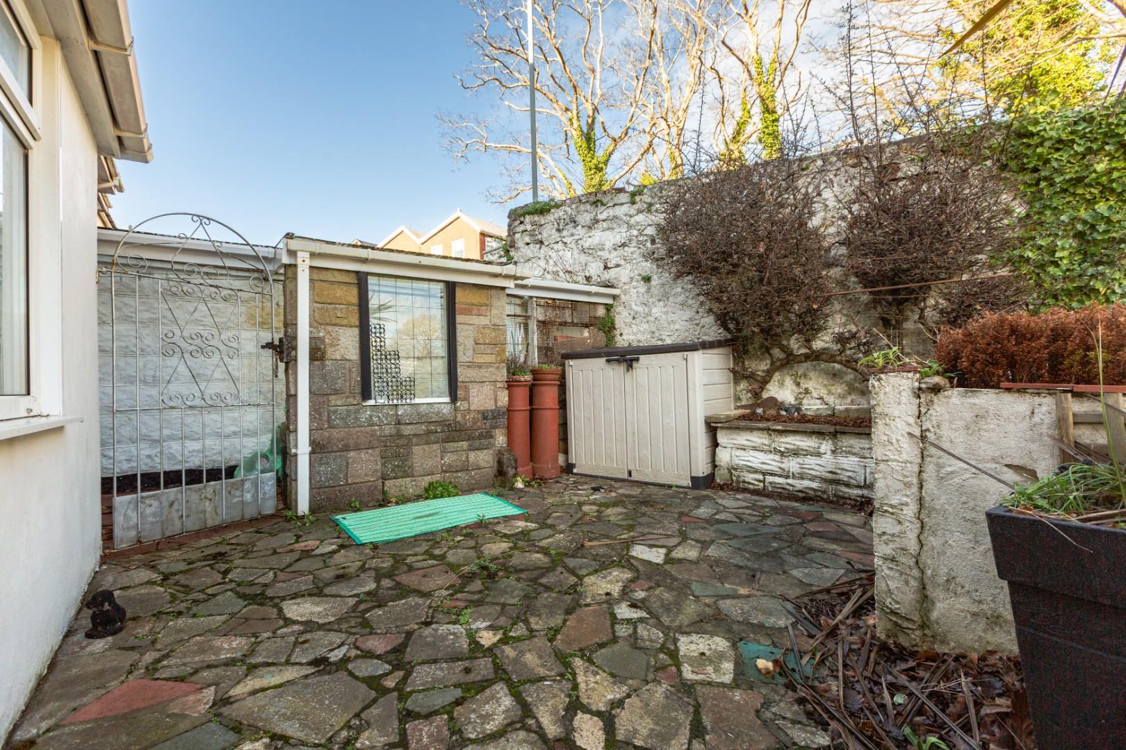 Lilliput Lane, West Cross, Swansea, SA3 5AQ